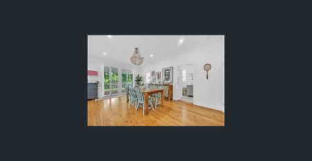 Charming East Tamworth Home - Photo 2