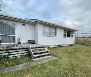 Three Bedroom Rural Living - Photo 5