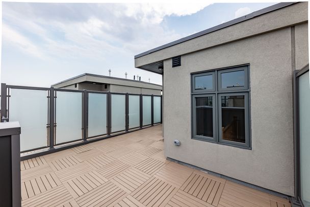 For Lease - 717 Lawrence Avenue Unit# 36, Toronto, Ontario - Photo 1