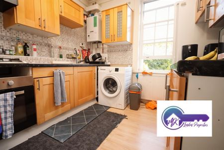 1 Bedroom Room in Flat Share To Rent - Photo 2