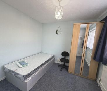 4 bedroom house to rent - Photo 4