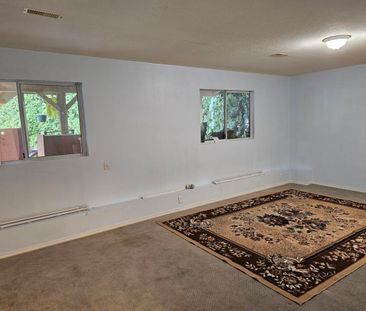 Ground Level Suite - Photo 2