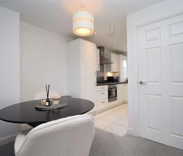 Beecham Square, Castleford, WF10 - Photo 4