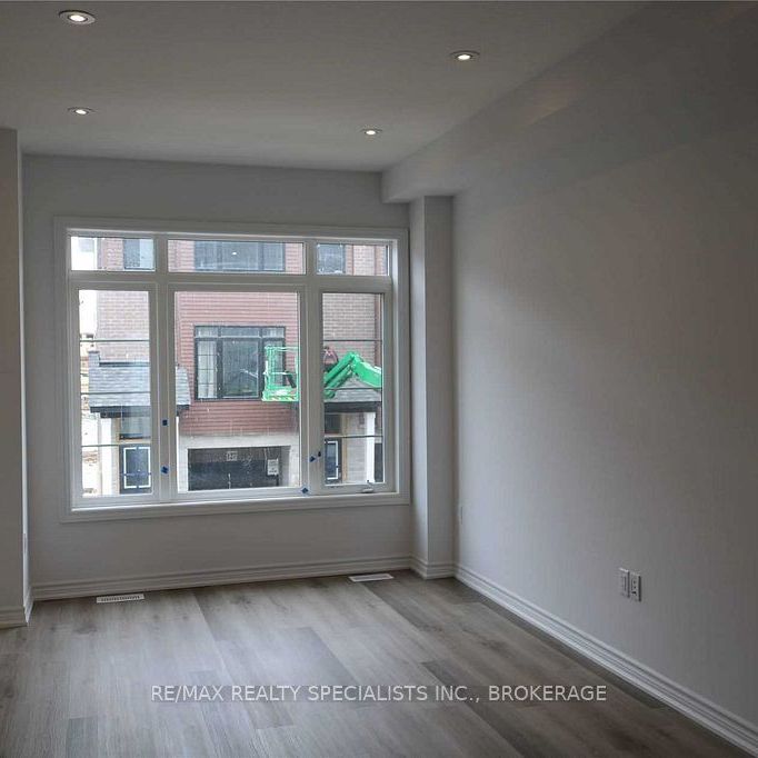 For Lease - 461 Blackburn Drive Unit# 33, Brantford, Ontario - Photo 1