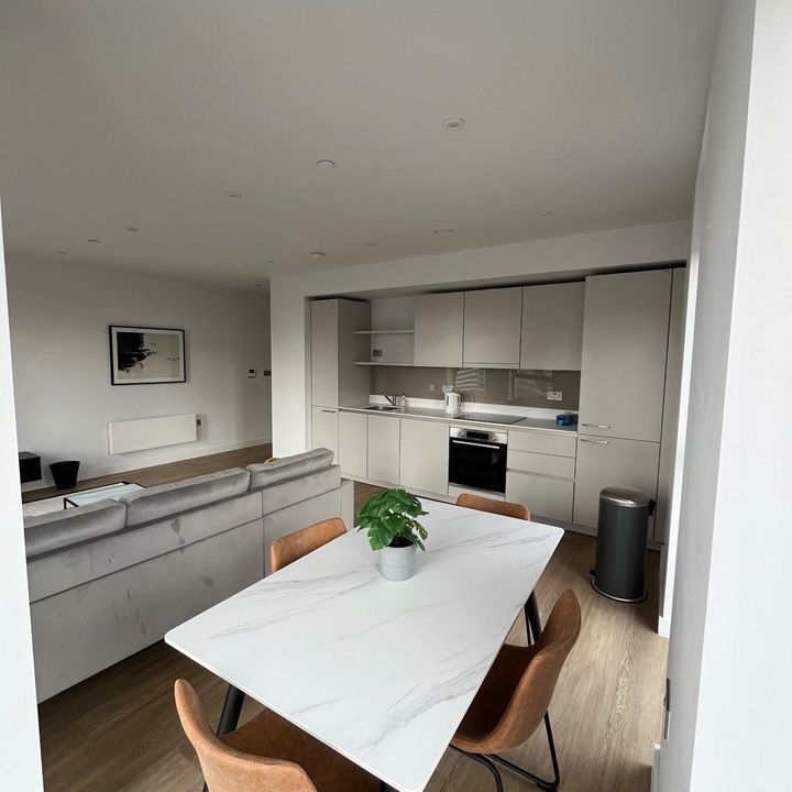 2 Bed Flat, Whitworth Street, M1 - Photo 1