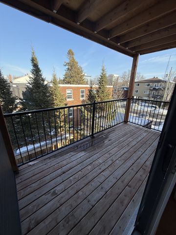 689 Churchill Avenue North - 204 - Photo 3