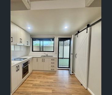 Contemporary & Peaceful Living at its Finest - Photo 4