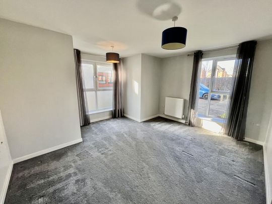 Peterborough - Photo 1