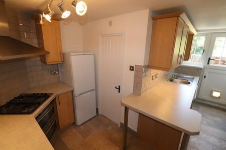 CENTRAL BRENTWOOD, Property for rent - Photo 4