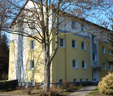 Schöne 3 Raum Wohnung mit Balkon - Foto 3