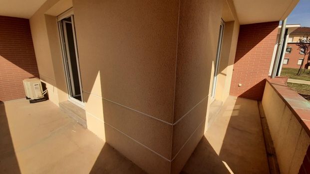 location Appartement T2 DE 49.9m² À LEGUEVIN - Photo 1