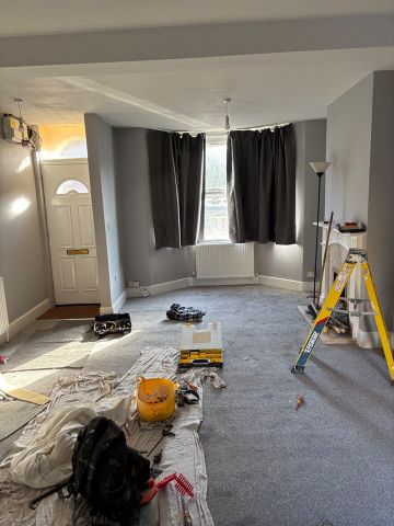 2 Bed Terraced House, Lilian Road, SW16 - Photo 2