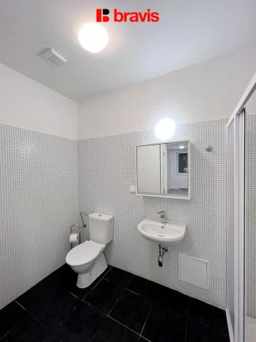 Pronájem menšího nového bytu 1+kk, ulice Libušino Údolí, Brno- Kohoutovice, internet - Photo 3