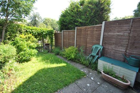 1 bedroom terraced house to rent - Photo 2