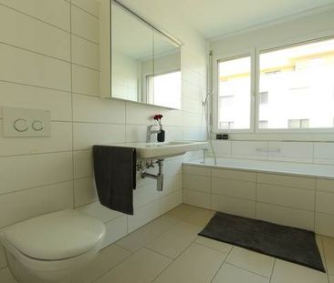 2.5 Zimmer, 71 m², 2. Stock - Photo 2