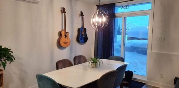 Condo deux chambres ( rez-de-jardins) + deux stationnements à Chambly - Photo 2