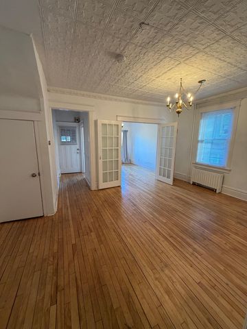 188 Carillion St - Photo 5