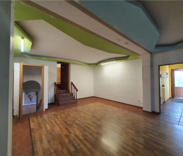 Vilă spațioasă D+P+M zona Terezian, optima gradinita / sediu firma - Fotografie 5