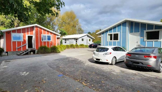 Boarding Home Accommodation - Rooms available now - Photo 1