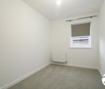 3 bedroom detached house to rent - Photo 2