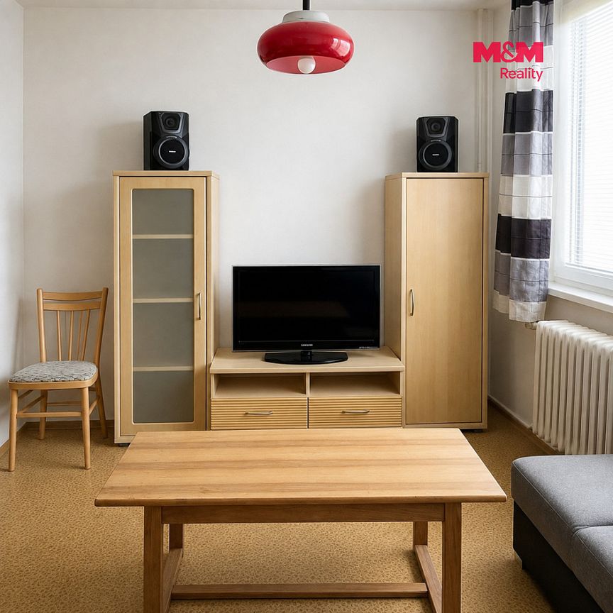 Pronájem bytu 1+1 32 m² - Photo 1