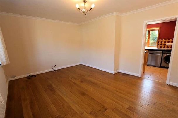 Brocket Way, Chigwell, IG7 - Photo 1