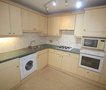 Russell Gardens, Edinburgh, EH12 - Photo 5