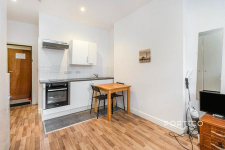 Studio to rent - Photo 5