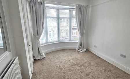 3 bedroom terraced house to rent - Photo 4