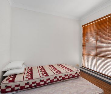 Brick Home 4x2 - Photo 5