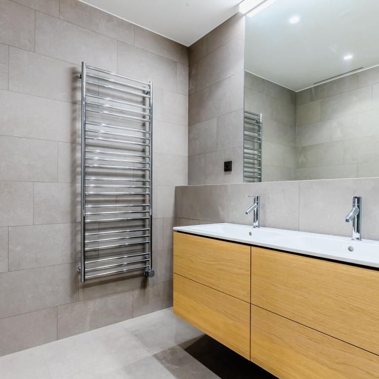 Pronájem bytu 3+kk 112 m2 - Fotografie 1