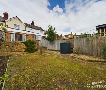 2 bedroom terraced house to rent - Photo 4