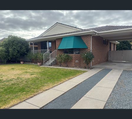 25 Delisle Avenue, Shepparton, Vic 3630 - Photo 1
