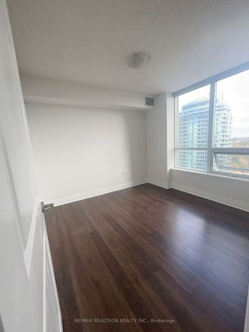 For Lease - 500 Doris Avenue Unit# 2321, Toronto, Ontario - Photo 5