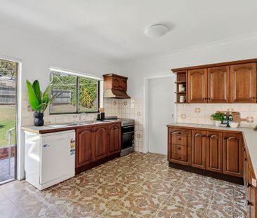 Living in Prime Location - Photo 5