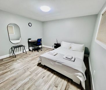 For Lease - 34 Stanley Avenue, Kitchener, Ontario - Photo 2