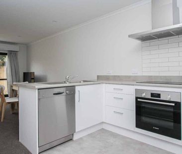 Near New - Furnished home - Photo 3