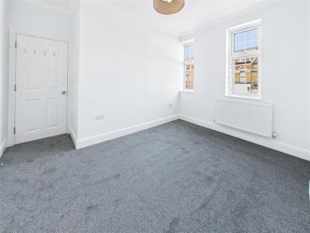5 bedroom maisonette to rent - Photo 5