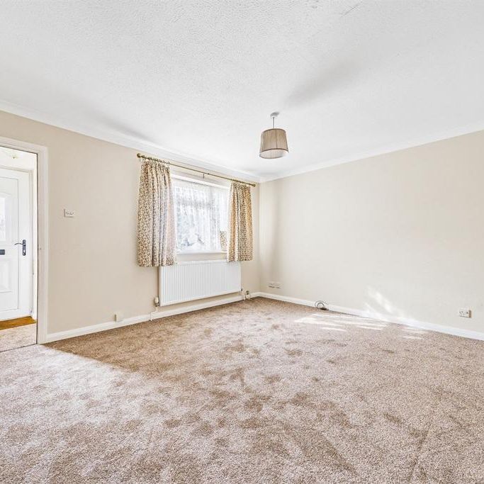 2 bedroom bungalow to rent - Photo 1