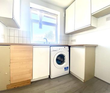 2 bedroom maisonette to rent - Photo 5