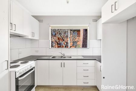 Two Bedroom Apartment - Photo 4