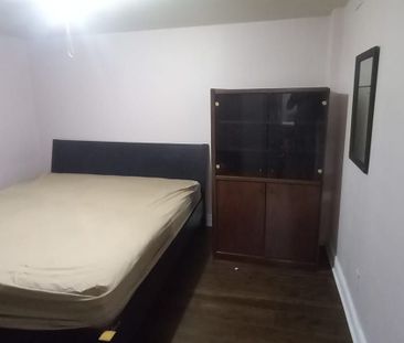 For Lease - 16 Hallen Road, Brampton, Ontario - Photo 6