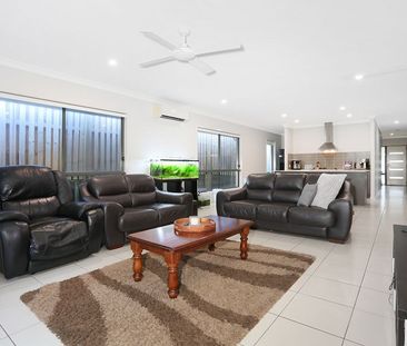 217 Riverstone Crossing Road, Maudsland QLD 4210 - House For Rent |... - Photo 2