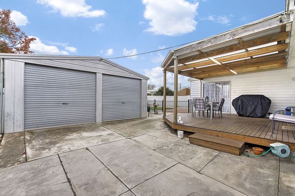 15 Hamlet Street, Wendouree - Photo 1