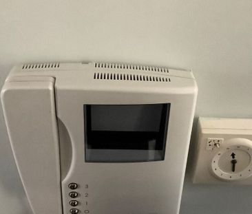 Appartement te huur in Hoeselt voor € 750 met 1 slaapkamer - Photo 4