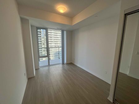 For Lease - 8 Widmer Street Unit# 3211, Toronto, Ontario - Photo 4