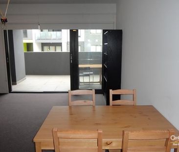 Stylish Interior with Enterainers Terrace - Photo 5