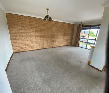 2 BEDROOM UNIT IN NAROOMA - Photo 1