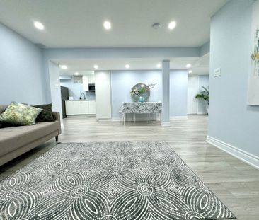 For Lease - 51 Cayton Crescent Unit# Lower, Bradford West Gwillimbu... - Photo 3