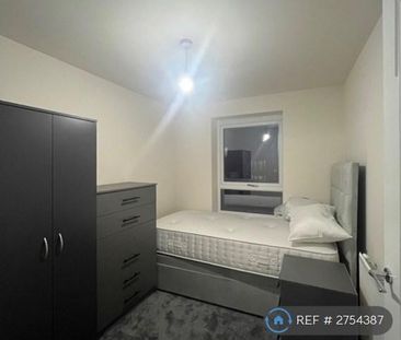 3 bedroom terraced house to rent - Photo 6